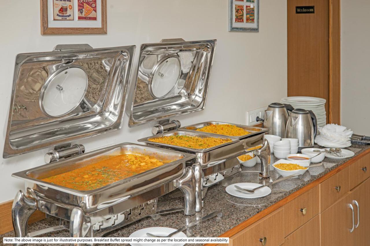 Hotel Nysha Palace Near Igi Airport New Delhi Buitenkant foto