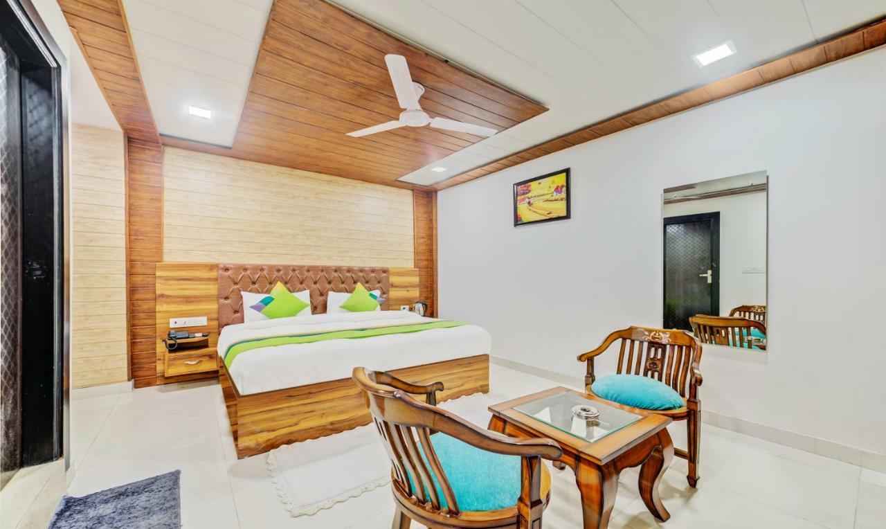 Hotel Nysha Palace Near Igi Airport New Delhi Buitenkant foto