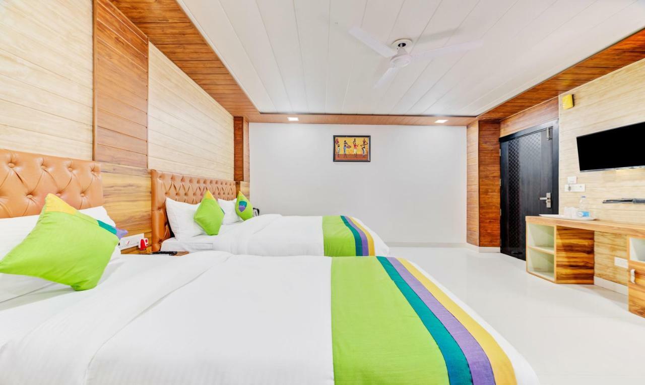 Hotel Nysha Palace Near Igi Airport New Delhi Buitenkant foto